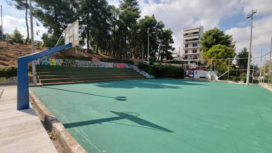 Αναβάθμιση αθλητικών χώρων στην Καλογρέζα και στον Περισσό