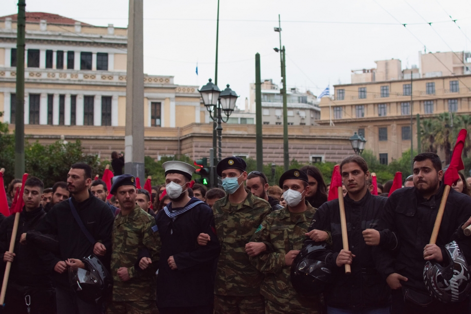 &Pi;&omicron;&lambda;ύ &mu;&epsilon;&gamma;ά&lambda;&eta; &eta; &pi;&omicron;&rho;&epsilon;ί&alpha; &gamma;&iota;&alpha; &tau;&eta;&nu; 49&eta; &epsilon;&pi;έ&tau;&epsilon;&iota;&omicron; &tau;&eta;&sigmaf; &epsilon;&xi;έ&gamma;&epsilon;&rho;&sigma;&eta;&sigmaf; &tau;&omicron;&upsilon; &Pi;&omicron;&lambda;&upsilon;&tau;&epsilon;&chi;&nu;&epsilon;ί&omicron;&upsilon; &ndash; &Gamma;ύ&rho;&omega; &sigma;&tau;&iota;&sigmaf; 40.000 &omicron;&iota; &delta;&iota;&alpha;&delta;&eta;&lambda;&omega;&tau;έ&sigmaf;