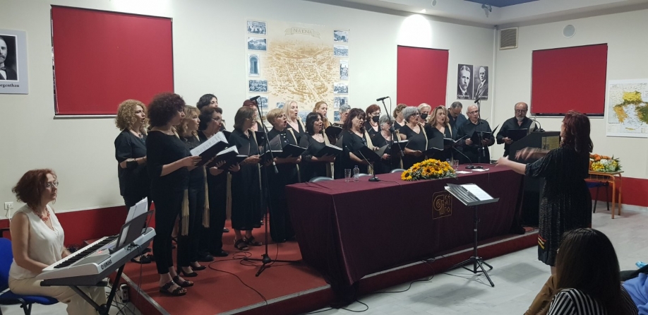 &Pi;&rho;&alpha;&gamma;&mu;&alpha;&tau;&omicron;&pi;&omicron;&iota;ή&theta;&eta;&kappa;&epsilon; &eta; &epsilon;&kappa;&delta;ή&lambda;&omega;&sigma;&eta; &gamma;&iota;&alpha; &tau;&iota;&sigmaf; &pi;&rho;&omicron;&sigma;&phi;&upsilon;&gamma;&iota;&kappa;έ&sigmaf; &omicron;&mu;ά&delta;&epsilon;&sigmaf; &tau;&eta;&sigmaf; &Nu;.&Iota;&omega;&nu;ί&alpha;&sigmaf; &kappa;&alpha;&iota; &tau;&eta;&sigmaf; &Nu;.&Phi;&iota;&lambda;&alpha;&delta;έ&lambda;&phi;&epsilon;&iota;&alpha;&sigmaf;  &kappa;&alpha;&iota; &tau;&alpha; &gamma;ή&pi;&epsilon;&delta;&alpha; &tau;&omicron;&upsilon;&sigmaf;