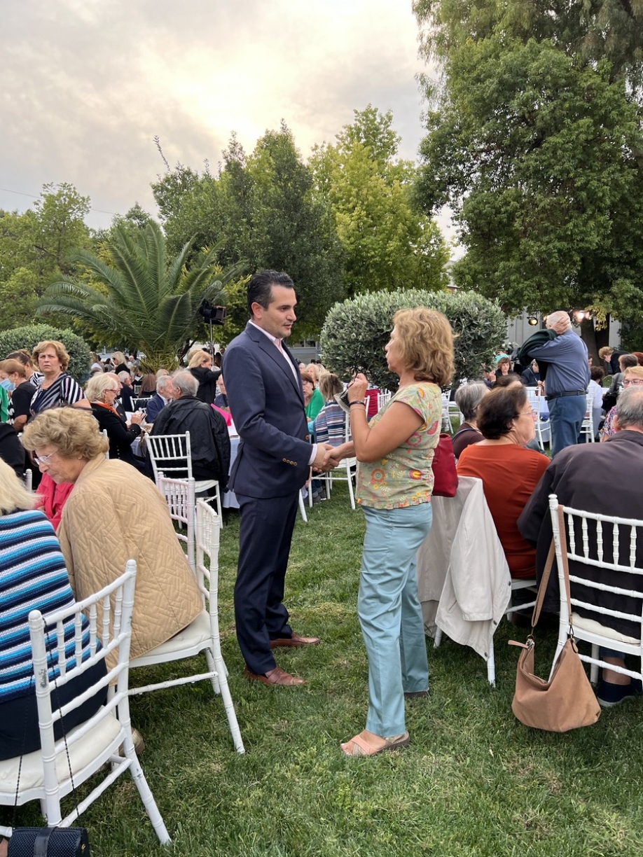 &Sigma;&tau;&omicron;&upsilon;&sigmaf; &rho;&upsilon;&theta;&mu;&omicron;ύ&sigmaf; &tau;&omicron;&upsilon; &Pi;&alpha;&sigma;&chi;ά&lambda;&eta; &chi;ό&rho;&epsilon;&psi;&alpha;&nu; &tau;&alpha; &Kappa;&Alpha;&Pi;&Eta; &tau;&omicron;&upsilon; &Delta;ή&mu;&omicron;&upsilon; &Alpha;&gamma;ί&omega;&nu; &Alpha;&nu;&alpha;&rho;&gamma;ύ&rho;&omega;&nu; &Kappa;&alpha;&mu;&alpha;&tau;&epsilon;&rho;&omicron;ύ