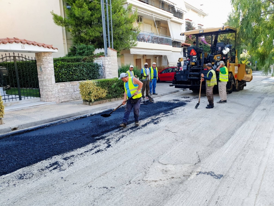 Ξεκίνησαν τα έργα  οδοστρώσεων  στο Πάτημα Χαλανδρίου