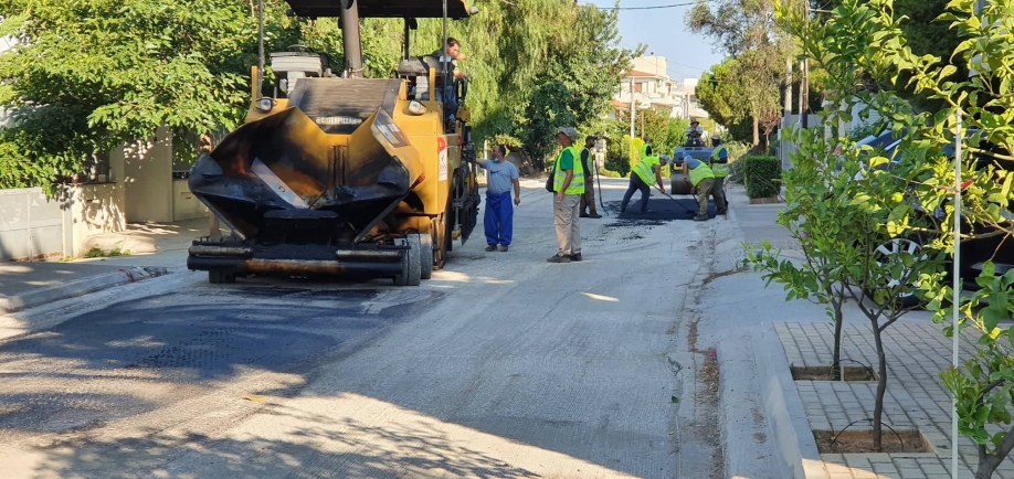 Ξεκίνησαν τα έργα  οδοστρώσεων  στο Πάτημα Χαλανδρίου