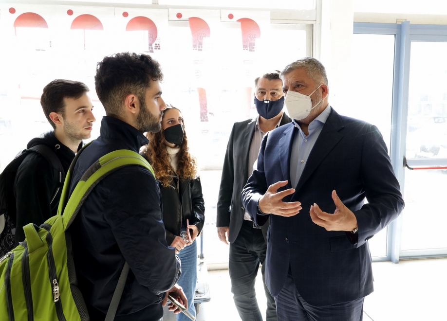 &Pi;&epsilon;&rho;&iota;&phi;έ&rho;&epsilon;&iota;&alpha; &Alpha;&tau;&tau;&iota;&kappa;ή&sigmaf;: &Pi;&alpha;&rho;ά&delta;&omicron;&sigma;&eta; &kappa;ά&delta;&omega;&nu; &epsilon;&sigma;&omega;&tau;&epsilon;&rho;&iota;&kappa;ή&sigmaf; &alpha;&nu;&alpha;&kappa;ύ&kappa;&lambda;&omega;&sigma;&eta;&sigmaf; &sigma;&tau;&omicron; &Epsilon;&Kappa;&Pi;&Alpha;