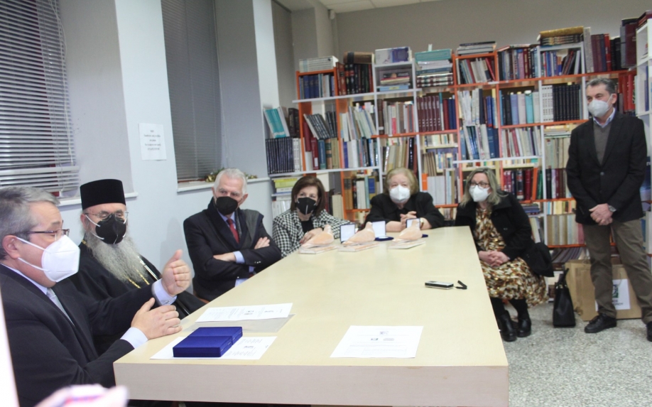 &Mu;&nu;&eta;&mu;ό&nu;&iota;&omicron; &sigma;&upsilon;&nu;&epsilon;&rho;&gamma;&alpha;&sigma;ί&alpha;&sigmaf; &tau;&omicron;&upsilon; &Delta;.&Epsilon;.&Alpha;.&Pi;. &Pi;&epsilon;&rho;&iota;&sigma;&tau;&epsilon;&rho;ί&omicron;&upsilon; &mu;&epsilon; &tau;&omicron; &Delta;&eta;&mu;&omicron;&kappa;&rho;ί&tau;&epsilon;&iota;&omicron; &Pi;&alpha;&nu;&epsilon;&pi;&iota;&sigma;&tau;ή&mu;&iota;&omicron; &Theta;&rho;ά&kappa;&eta;&sigmaf;