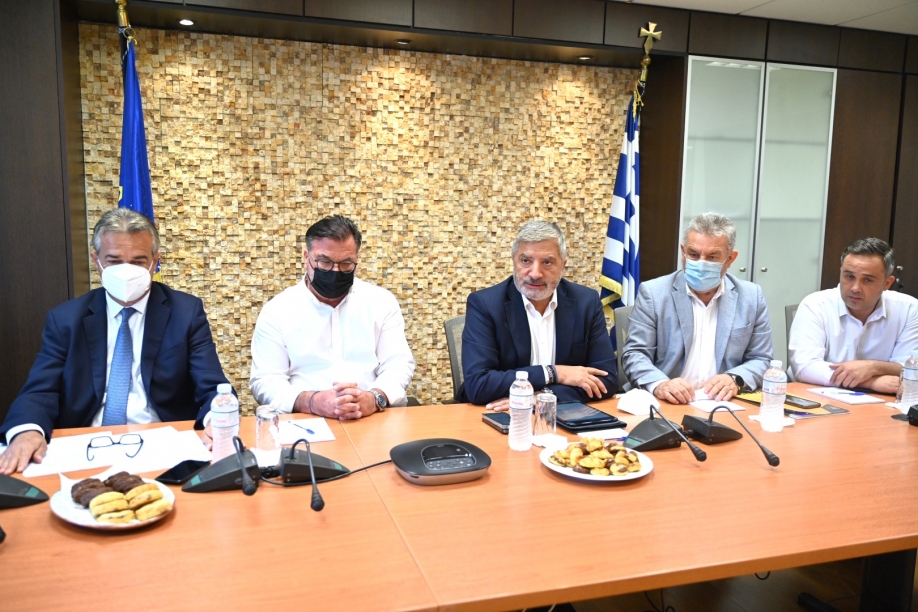 &Xi;&epsilon;&kappa;&iota;&nu;ά&epsilon;&iota; &eta; &alpha;&nu;έ&gamma;&epsilon;&rho;&sigma;&eta; &tau;&omicron;&upsilon; 8&omicron;&upsilon; &Gamma;&upsilon;&mu;&nu;&alpha;&sigma;ί&omicron;&upsilon; &Iota;&lambda;ί&omicron;&upsilon;