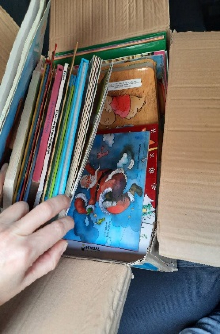 &Pi;&omicron;&lambda;&iota;&tau;&iota;&sigma;&tau;&iota;&kappa;ά &Pi;&rho;&omicron;&gamma;&rho;ά&mu;&mu;&alpha;&tau;&alpha;  &alpha;&pi;ό &tau;&omicron;&upsilon;&sigmaf; &mu;&alpha;&theta;&eta;&tau;έ&sigmaf; &tau;&eta;&sigmaf; &Alpha;΄&tau;ά&xi;&eta;&sigmaf; &tau;&omicron;&upsilon; 7&omicron;&upsilon; &Gamma;&upsilon;&mu;&nu;&alpha;&sigma;ί&omicron;&upsilon; &Nu;έ&alpha;&sigmaf; &Iota;&omega;&nu;ί&alpha;&sigmaf;.