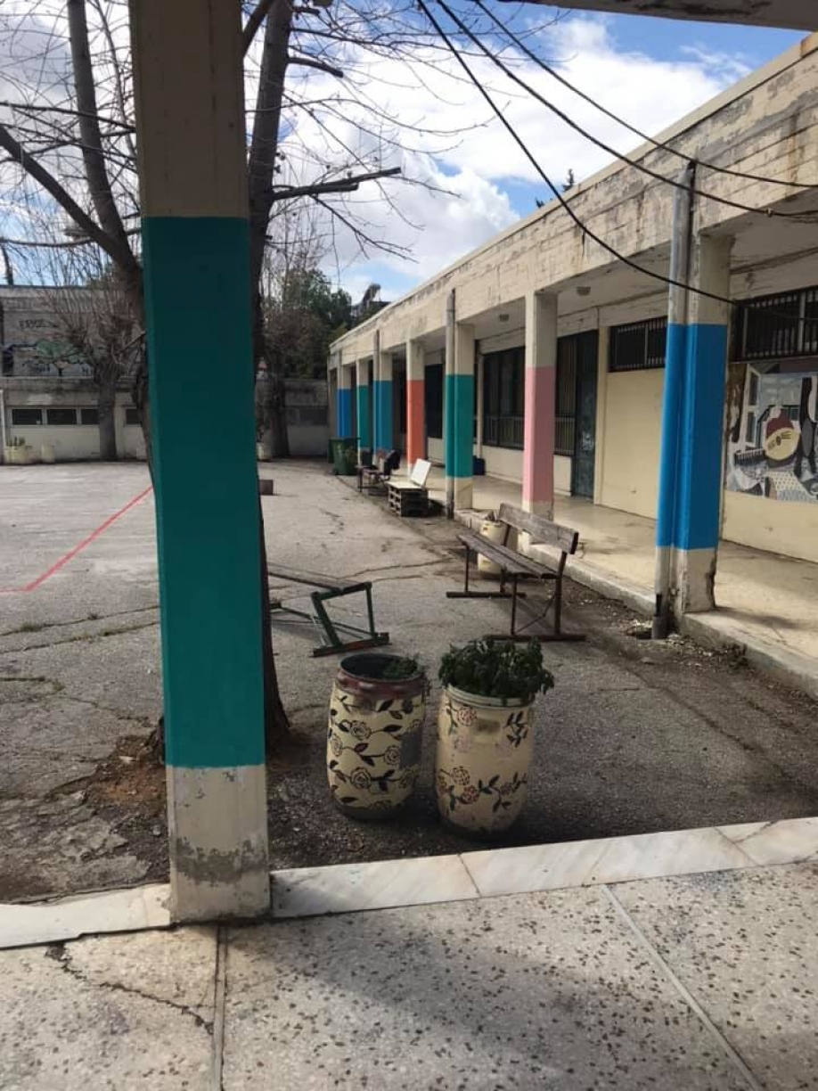 &Kappa;&alpha;&theta;&upsilon;&sigma;&tau;&epsilon;&rho;&epsilon;ί &eta; &kappa;&alpha;&tau;&alpha;&sigma;&kappa;&epsilon;&upsilon;ή &tau;&omicron;&upsilon; &nu;έ&omicron;&upsilon; &sigma;&chi;&omicron;&lambda;&iota;&kappa;&omicron;ύ &sigma;&upsilon;&gamma;&kappa;&rho;&omicron;&tau;ή&mu;&alpha;&tau;&omicron;&sigmaf; &gamma;&iota;&alpha; 3&omicron; &Gamma;&upsilon;&mu;&nu;ά&sigma;&iota;&omicron; &kappa;&alpha;&iota; 3&omicron; &Lambda;ύ&kappa;&epsilon;&iota;&omicron;