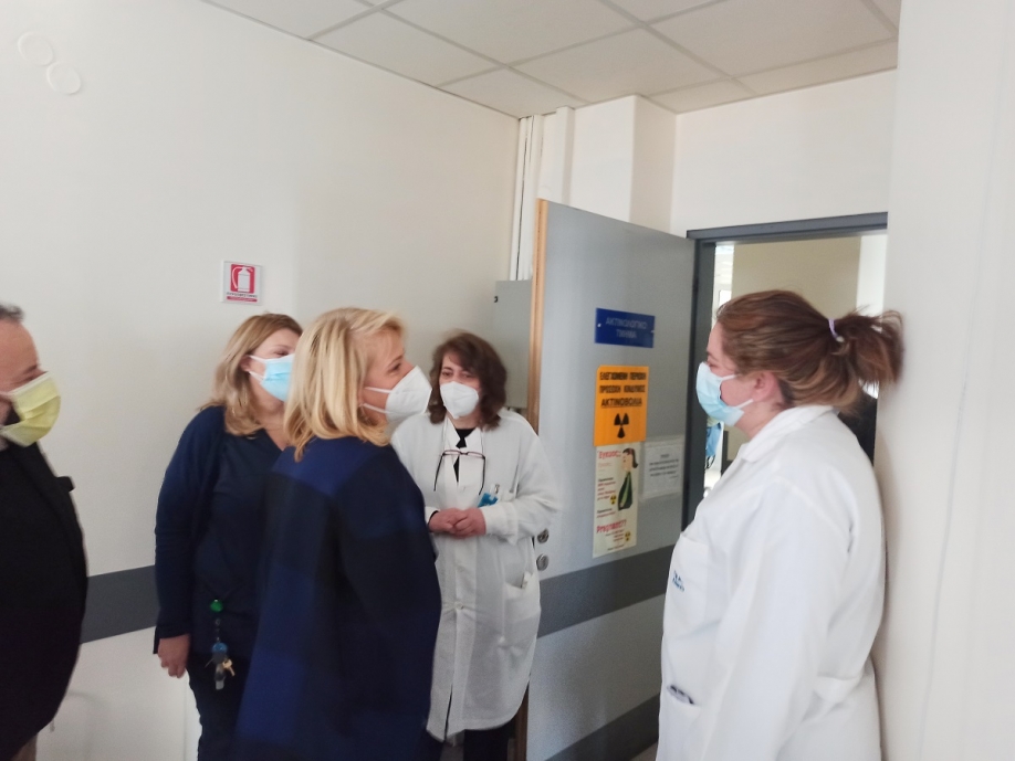 &Epsilon;&pi;ί&sigma;&kappa;&epsilon;&psi;&eta; &tau;&eta;&sigmaf; &Rho;έ&nu;&alpha;&sigmaf; &Delta;&omicron;ύ&rho;&omicron;&upsilon; &sigma;&tau;&omicron; &Lambda;&alpha;ϊ&kappa;ό &Nu;&omicron;&sigma;&omicron;&kappa;&omicron;&mu;&epsilon;ί&omicron;: &ldquo;&Sigma;&tau;&omicron; &sigma;&tau;ό&chi;&alpha;&sigma;&tau;&rho;&omicron; &Kappa;&upsilon;&beta;έ&rho;&nu;&eta;&sigma;&eta;&sigmaf; &kappa;&alpha;&iota; &Pi;&epsilon;&rho;&iota;&phi;έ&rho;&epsilon;&iota;&alpha;&sigmaf; &tau;&alpha; &nu;&omicron;&sigma;&omicron;&kappa;&omicron;&mu;&epsilon;ί&alpha; &pi;&omicron;&upsilon; &epsilon;ί&nu;&alpha;&iota; &sigma;&tau;&eta;&nu; &pi;&rho;ώ&tau;&eta; &gamma;&rho;&alpha;&mu;&mu;ή &tau;&omicron;&upsilon; &alpha;&gamma;ώ&nu;&alpha; &gamma;&iota;&alpha; &tau;&eta;&nu; &upsilon;&gamma;&epsilon;ί&alpha; &tau;&omega;&nu; &pi;&omicron;&lambda;&iota;&tau;ώ&nu;&rdquo;