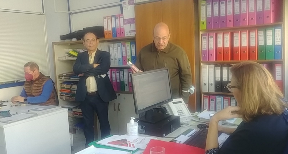 &Kappa;.&Omicron;. &Nu;. &Iota;&omega;&nu;ί&alpha;&sigmaf; &tau;&omicron;&upsilon; &Kappa;&Kappa;&Epsilon;: &Sigma;&epsilon; &pi;&omicron;&lambda;&epsilon;&omicron;&delta;&omicron;&mu;ί&alpha;, &delta;&eta;&mu;&omicron;&tau;&omicron;&lambda;ό&gamma;&iota;&omicron;, &lambda;&eta;&xi;&iota;&alpha;&rho;&chi;&epsilon;ί&omicron;, &Kappa;&Epsilon;&Pi;, &beta;&iota;&beta;&lambda;&iota;&omicron;&theta;ή&kappa;&eta; &kappa;&alpha;&iota; &Omicron;&Pi;&Alpha;&Nu; &pi;&epsilon;&rho;&iota;ό&delta;&epsilon;&upsilon;&sigma;&epsilon; &omicron; &Pi;έ&tau;&rho;&omicron;&sigmaf; &Alpha;&lambda;έ&pi;&eta;&sigmaf;