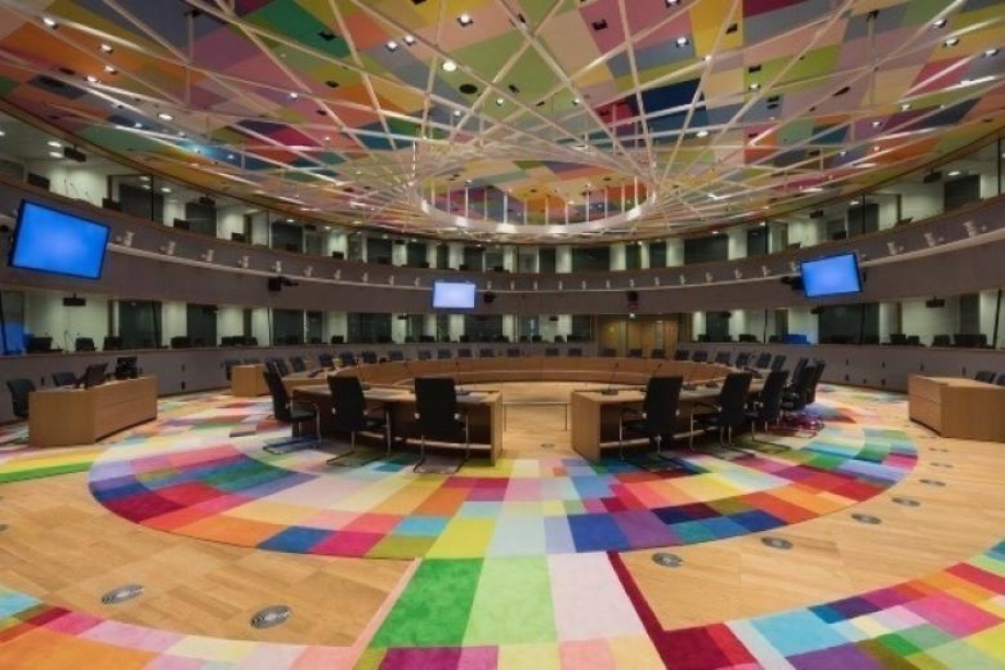 &Lambda;&alpha;ϊ&kappa;ή &Epsilon;&nu;ό&tau;&eta;&tau;&alpha;: &Alpha;&pi;ό &tau;&eta;&nu; &epsilon;&nu;&iota;&sigma;&chi;&upsilon;&mu;έ&nu;&eta; &epsilon;&pi;&omicron;&pi;&tau;&epsilon;ί&alpha; &pi;&epsilon;&rho;&nu;ά&mu;&epsilon; &sigma;&epsilon; &mu;&nu;&eta;&mu;ό&nu;&iota;&alpha; &delta;&iota;&alpha;&rho;&kappa;&epsilon;ί&alpha;&sigmaf;