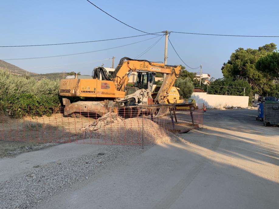 &Delta;ή&mu;&omicron;&sigmaf; &Sigma;&alpha;&rho;&omega;&nu;&iota;&kappa;&omicron;ύ: &Omicron;&lambda;&omicron;&kappa;&lambda;ή&rho;&omega;&sigma;&eta; &kappa;&alpha;&tau;&alpha;&sigma;&kappa;&epsilon;&upsilon;ή&sigmaf; έ&rho;&gamma;&omega;&nu; &alpha;&pi;&omicron;&chi;έ&tau;&epsilon;&upsilon;&sigma;&eta;&sigmaf; &alpha;&kappa;&alpha;&theta;ά&rho;&tau;&omega;&nu; &kappa;&upsilon;&rho;ί&omega;&sigmaf; &omicron;&iota;&kappa;&iota;&sigma;&mu;&omicron;ύ &Kappa;&alpha;&lambda;&upsilon;&beta;ί&omega;&nu; &kappa;&alpha;&iota; &Kappa;&omicron;&upsilon;&beta;&alpha;&rho;ά