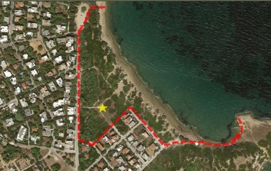 &Alpha;&nu;&delta;&rho;.&Beta;&alpha;&sigma;&iota;&lambda;ό&pi;&omicron;&upsilon;&lambda;&omicron;&sigmaf;: Ό&pi;&omicron;&iota;&omicron;&sigmaf; &delta;&epsilon;&nu; &sigma;&upsilon;&mu;&phi;&omega;&nu;&epsilon;ί &mu;&epsilon; &tau;&omicron;&nu; &Mu;&pi;&omicron;&upsilon;&rho;&nu;&omicron;ύ&sigmaf; &epsilon;ί&nu;&alpha;&iota; &alpha;&nu;&alpha;&xi;&iota;ό&pi;&iota;&sigma;&tau;&omicron;&sigmaf; &alpha;&kappa;ό&mu;&eta; &kappa;&iota; &alpha;&nu; &epsilon;ί&nu;&alpha;&iota; &tau;&omicron; &Epsilon;&lambda;&lambda;&eta;&nu;&iota;&kappa;ό &Kappa;έ&nu;&tau;&rho;&omicron; &Theta;&alpha;&lambda;&alpha;&sigma;&sigma;ί&omega;&nu; &Epsilon;&rho;&epsilon;&upsilon;&nu;ώ&nu;