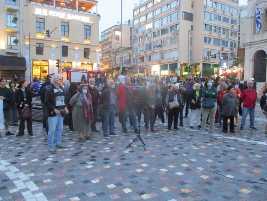 &Epsilon;&nu;&alpha;&lambda;&lambda;&alpha;&kappa;&tau;&iota;&kappa;ή &Delta;&rho;ά&sigma;&eta;: Ό&lambda;&epsilon;&sigmaf; &kappa;&alpha;&iota; ό&lambda;&omicron;&iota; έ&xi;&omega; &alpha;&pi;ό &tau;&omicron; &Sigma;&tau;&Epsilon; &gamma;&iota;&alpha; &nu;&alpha; &sigma;ώ&sigma;&omicron;&upsilon;&mu;&epsilon; &tau;&omicron; &nu;&epsilon;&rho;ό