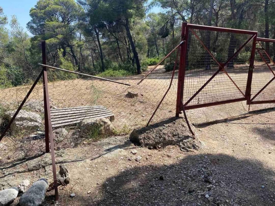 &Kappa;&alpha;&tau;&alpha;&sigma;&kappa;ή&nu;&omega;&sigma;&eta; &Delta;ή&mu;&omicron;&upsilon; &Nu;.&Iota;&omega;&nu;ί&alpha;&sigmaf;: &Mu;&iota;&alpha; &kappa;&alpha;&tau;&alpha;&sigma;&kappa;ή&nu;&omega;&sigma;&eta; &pi;&omicron;&upsilon; &lambda;&epsilon;&iota;&tau;&omicron;&upsilon;&rho;&gamma;&epsilon;ί &mu;&epsilon; ό&rho;&omicron;&upsilon;&sigmaf; &alpha;&upsilon;&tau;ό&mu;&alpha;&tau;&omicron;&upsilon; &pi;&iota;&lambda;ό&tau;&omicron;&upsilon;