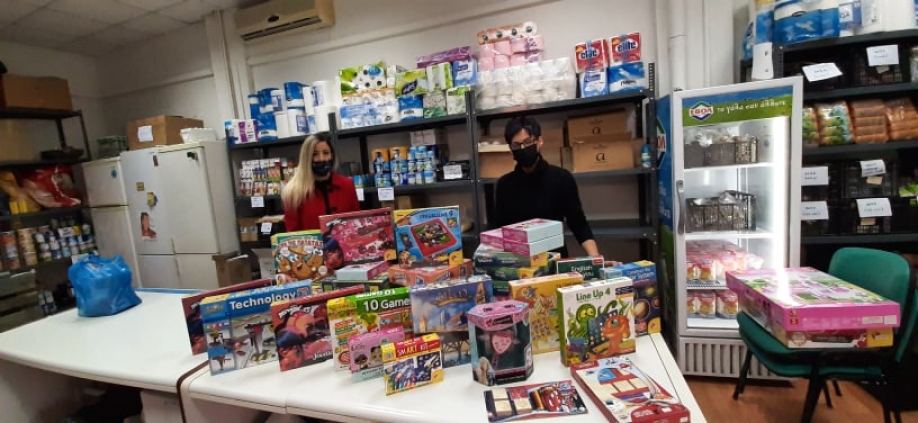 &Pi;&alpha;&rho;ά&delta;&omicron;&sigma;&eta; &pi;&alpha;&iota;&chi;&nu;&iota;&delta;&iota;ώ&nu; &sigma;&tau;&omicron; &Delta;ί&kappa;&tau;&upsilon;&omicron; &gamma;&iota;&alpha; &tau;&alpha; &Delta;&iota;&kappa;&alpha;&iota;ώ&mu;&alpha;&tau;&alpha; &tau;&omicron;&upsilon; &Pi;&alpha;&iota;&delta;&iota;&omicron;ύ &kappa;&alpha;&iota; &tau;&omicron;&upsilon;&sigmaf; &pi;&upsilon;&rho;&omicron;&pi;&lambda;ή&kappa;&tau;&omicron;&upsilon;&sigmaf; &tau;&eta;&sigmaf; &Epsilon;ύ&beta;&omicron;&iota;&alpha;&sigmaf;