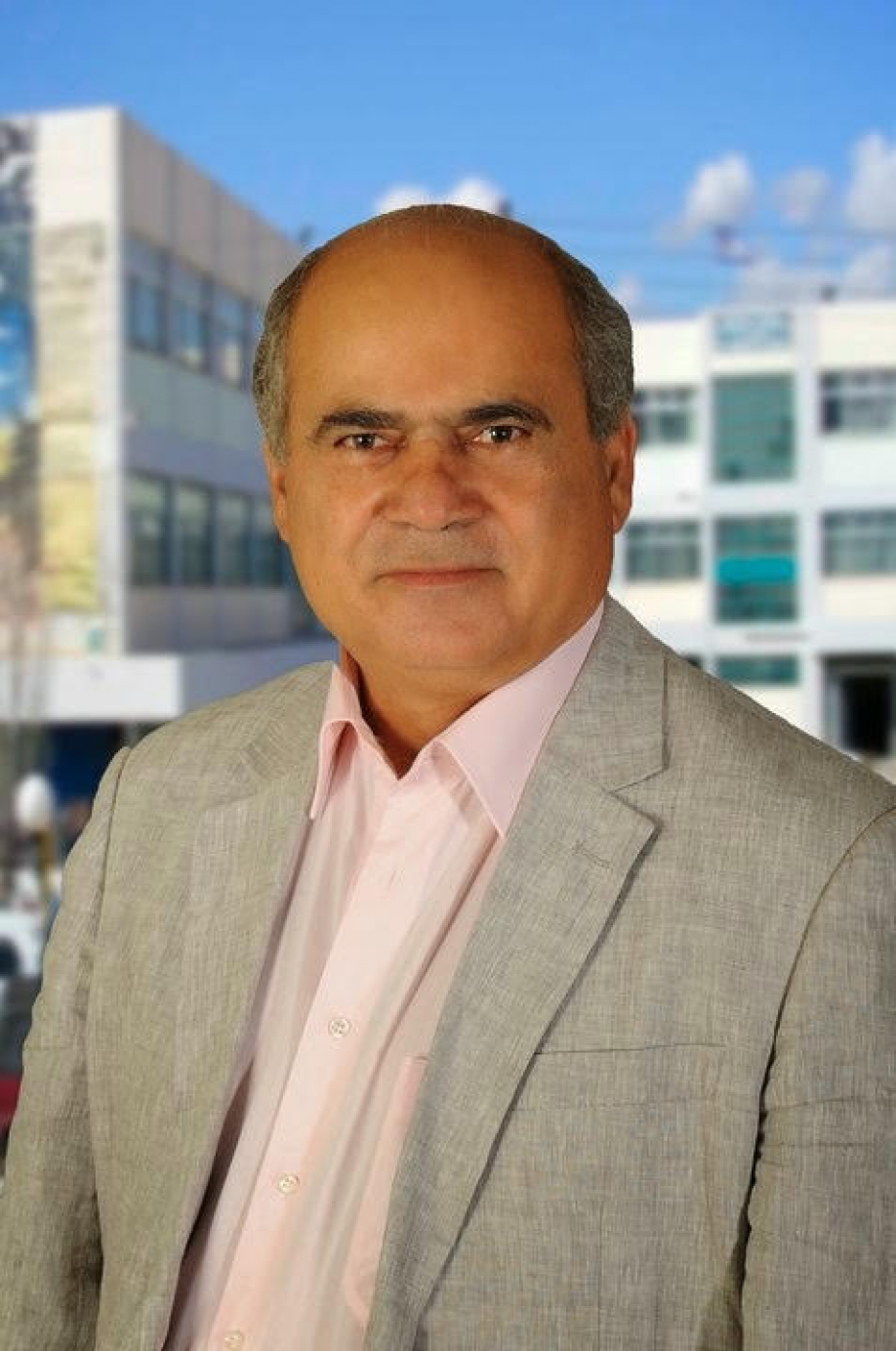 &Omicron; &Alpha;&rho;.&Chi;&alpha;&tau;&zeta;&eta;&sigma;&alpha;&beta;&beta;ί&delta;&eta;&sigmaf; &alpha;&pi;&alpha;&nu;&tau;ά &sigma;&tau;&iota;&sigmaf; &sigma;&upsilon;&kappa;&omicron;&phi;&alpha;&nu;&tau;ί&epsilon;&sigmaf;,ό&pi;&omega;&sigmaf; &tau;&iota;&sigmaf; &chi;&alpha;&rho;&alpha;&kappa;&tau;&eta;&rho;ί&zeta;&epsilon;&iota;,&tau;&eta;&sigmaf; "&Epsilon;&nu;ό&tau;&eta;&tau;&alpha;&sigmaf; &gamma;&iota;&alpha; &tau;&eta; &Nu;έ&alpha; &Iota;&omega;&nu;ί&alpha;"