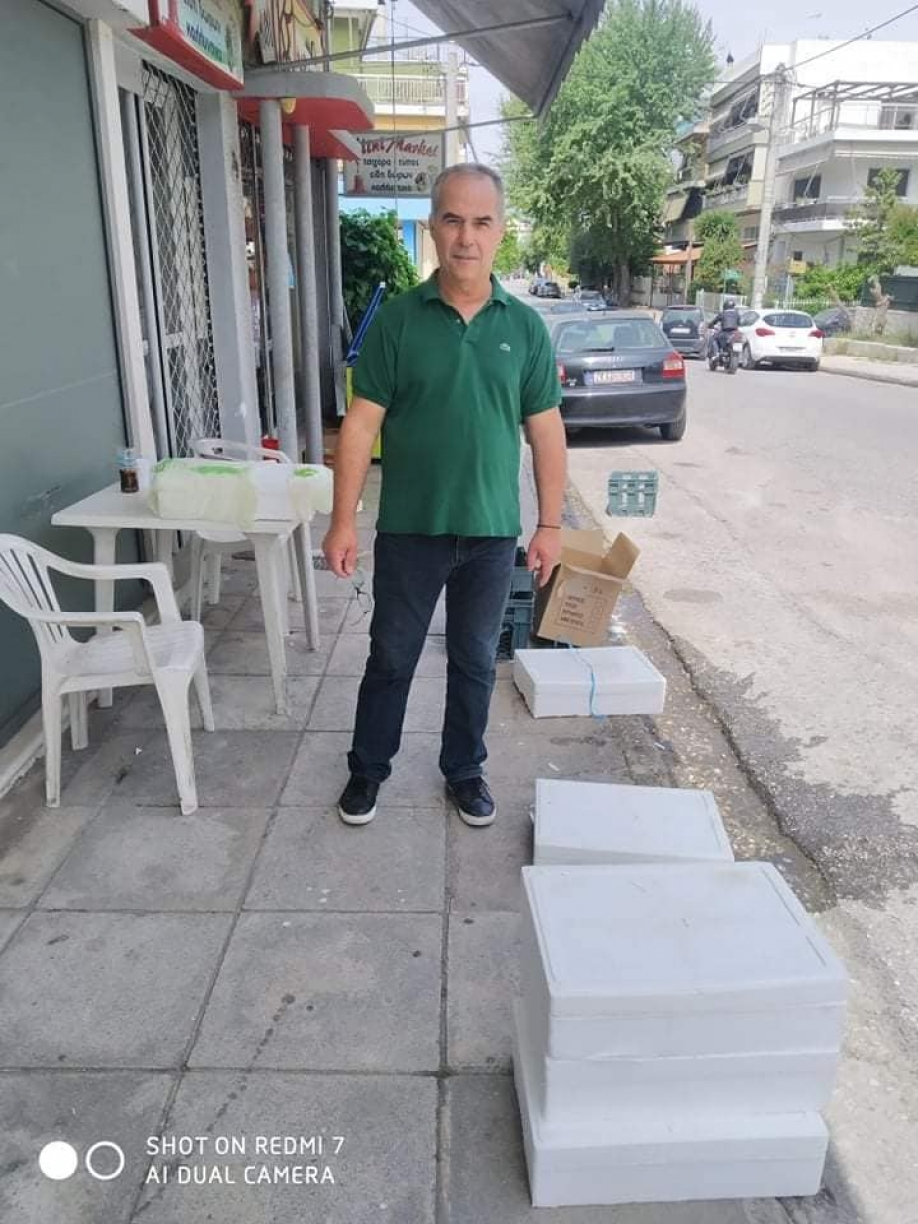 &Pi;&alpha;&rho;ά&delta;&omicron;&sigma;&eta; &psi;&alpha;&rho;&iota;ώ&nu; &sigma;&epsilon; ά&pi;&omicron;&rho;&epsilon;&sigmaf; &omicron;&iota;&kappa;&omicron;&gamma;έ&nu;&epsilon;&iota;&epsilon;&sigmaf; &alpha;&pi;ό &tau;&eta;&nu; &Delta;&Eta;&Mu;.&Tau;.&Omicron;. &Nu;&Delta; &Nu;.&Phi;&iota;&lambda;&alpha;&delta;έ&lambda;&phi;&epsilon;&iota;&alpha;&sigmaf; - &Nu;.&Chi;&alpha;&lambda;&kappa;&eta;&delta;ό&nu;&alpha;&sigmaf;