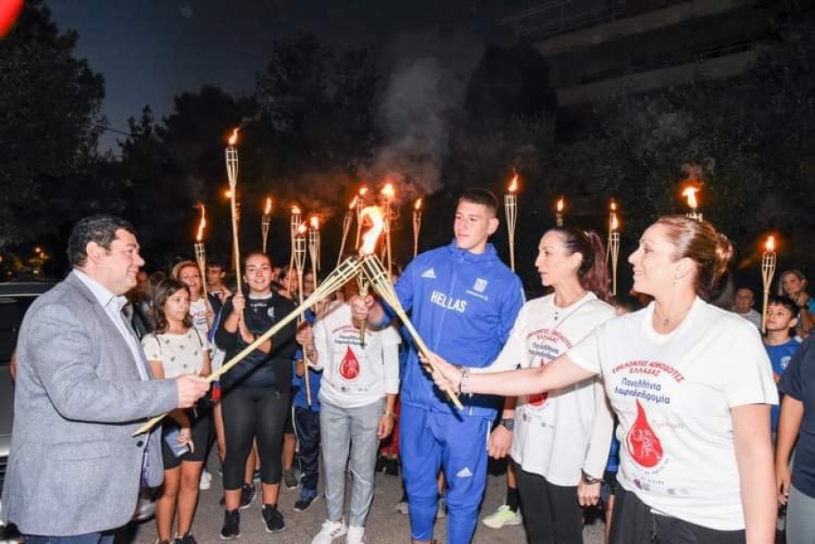 Η Λαμπαδηδρομία Εθελοντών Αιμοδοτών πέρασε από τον Δήμο Λυκόβρυσης- Πεύκης