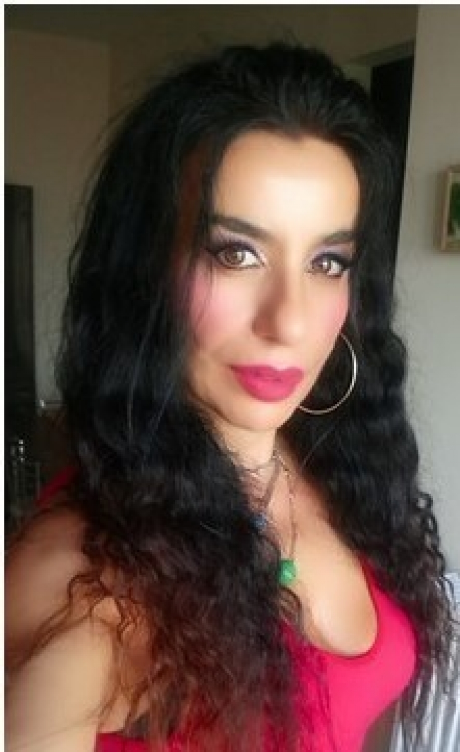 Ό&tau;&alpha;&nu; &omicron; &Nu;&tau;&alpha;&lambda;ί &zeta;&omega;&gamma;&rho;&alpha;&phi;ί&zeta;&epsilon;&iota; &tau;&omicron;&nu;  Έ&rho;&omega;&tau;&alpha; &omega;&sigmaf; &Theta;ά&nu;&alpha;&tau;&omicron;