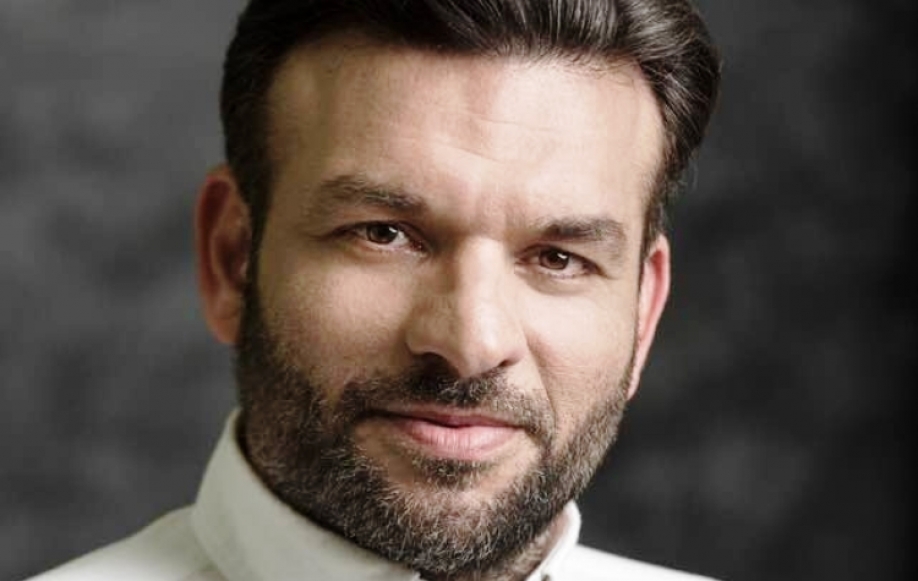 &Omicron;&iota; &omega;&rho;&alpha;ί&omicron;&iota;...έ&chi;&omicron;&upsilon;&nu; &chi;&rho;έ&eta;!