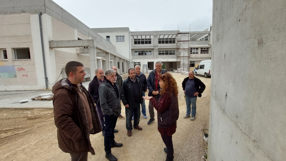 &Pi;&rho;&omicron;&chi;&omega;&rho;&omicron;ύ&nu; &kappa;&alpha;&nu;&omicron;&nu;&iota;&kappa;ά &omicron;&iota; &epsilon;&rho;&gamma;&alpha;&sigma;ί&epsilon;&sigmaf; &kappa;&alpha;&tau;&alpha;&sigma;&kappa;&epsilon;&upsilon;ή&sigmaf; &tau;&omega;&nu; &nu;έ&omega;&nu; &kappa;&tau;&iota;&rho;ί&omega;&nu; &tau;&omicron;&upsilon; 3&omicron;&upsilon; &Gamma;&upsilon;&mu;&nu;&alpha;&sigma;ί&omicron;&upsilon; &ndash; 3&omicron;&upsilon; &Lambda;&upsilon;&kappa;&epsilon;ί&omicron;&upsilon;,&alpha;&pi;&alpha;&nu;&tau;ά &sigma;&tau;&omicron;&upsilon;&sigmaf; &Gamma;&omicron;ύ&lambda;&alpha; &kappa;&alpha;&iota; &Pi;&alpha;&pi;&alpha;&lambda;&omicron;&upsilon;&kappa;ά &omicron; &Delta;ή&mu;&omicron;&sigmaf; &Nu;.&Phi;&iota;&lambda;&alpha;&delta;έ&lambda;&phi;&epsilon;&iota;&alpha;&sigmaf; &ndash; &Nu;.&Chi;&alpha;&lambda;&kappa;&eta;&delta;ό&nu;&alpha;&sigmaf;