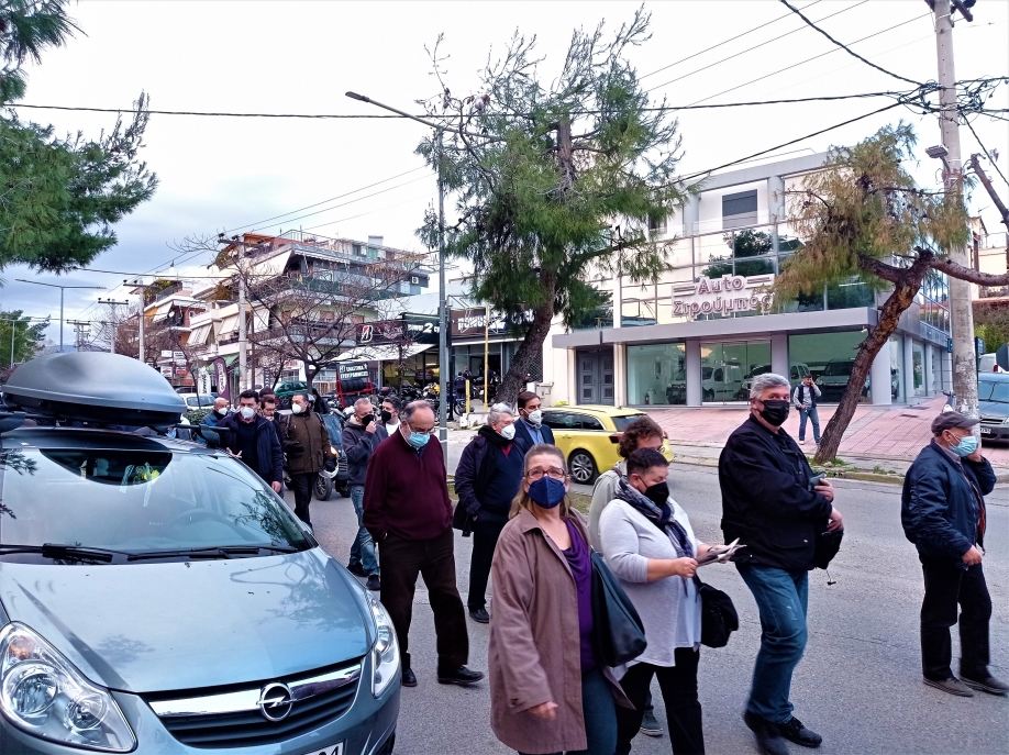 Με πορεία ολοκληρώθηκε η διαμαρτυρία των κατοίκων για τη διάνοιξη της Κύμης (φωτορεπορτάζ)