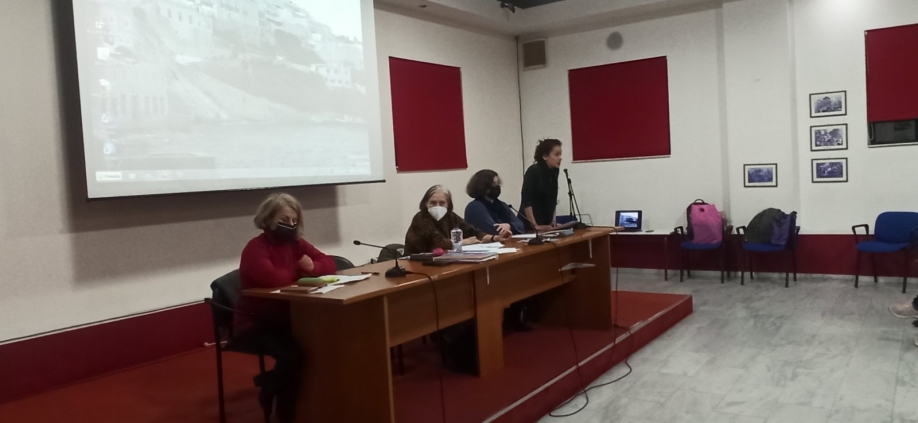 &Pi;&rho;&alpha;&gamma;&mu;&alpha;&tau;&omicron;&pi;&omicron;&iota;ή&theta;&eta;&kappa;&epsilon; &eta; &epsilon;&kappa;&delta;ή&lambda;&omega;&sigma;&eta; &tau;&omicron;&upsilon; &Sigma;&upsilon;&lambda;&lambda;ό&gamma;&omicron;&upsilon; &Gamma;&upsilon;&nu;&alpha;&iota;&kappa;ώ&nu; &Nu;.&Iota;&omega;&nu;ί&alpha;&sigmaf; (&mu;έ&lambda;&omicron;&upsilon;&sigmaf; &tau;&eta;&sigmaf; &Omicron;&Gamma;&Epsilon;) &mu;&epsilon; &theta;έ&mu;&alpha; &tau;&eta; &beta;ί&alpha; &kappa;&alpha;&tau;ά &tau;&omega;&nu; &gamma;&upsilon;&nu;&alpha;&iota;&kappa;ώ&nu;