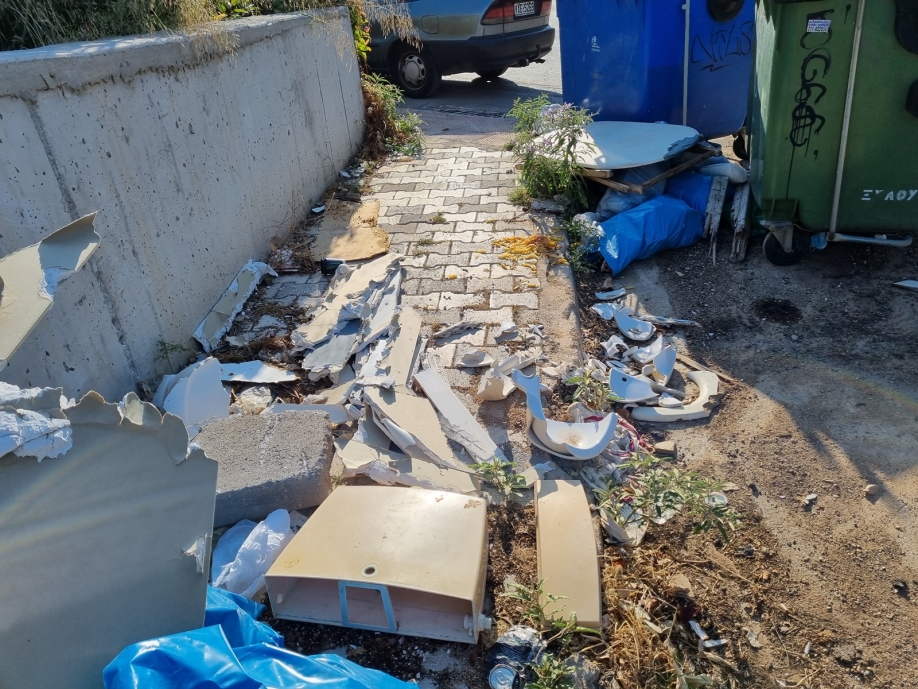 &Nu;ί&kappa;. &Kappa;&omega;&nu;&sigma;&tau;&alpha;&nu;&tau;ί&nu;&omicron;&upsilon;: &Pi;&epsilon;&rho;&iota;&mu;έ&nu;&omicron;&nu;&tau;&alpha;&sigmaf; &tau;&alpha; &Chi;&rho;&iota;&sigma;&tau;&omicron;ύ&gamma;&epsilon;&nu;&nu;&alpha;!