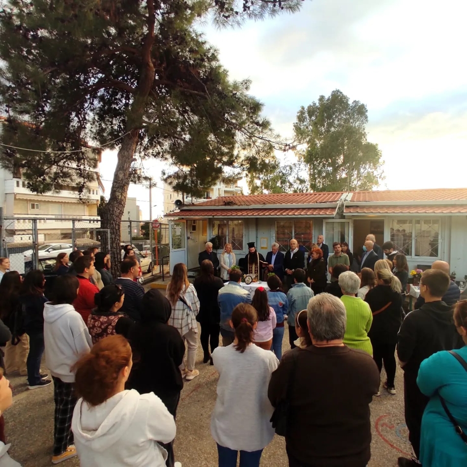 &Sigma;&upsilon;&nu;&epsilon;&chi;ί&zeta;&epsilon;&iota;  &gamma;&iota;&alpha; 11&eta; &chi;&rho;&omicron;&nu;&iota;ά &tau;&omicron; &Kappa;&omicron;&iota;&nu;&omega;&nu;&iota;&kappa;ό &Phi;&rho;&omicron;&nu;&tau;&iota;&sigma;&tau;ή&rho;&iota;&omicron; &Delta;ή&mu;&omicron;&upsilon; &Pi;&alpha;&lambda;&lambda;ή&nu;&eta;&sigmaf;