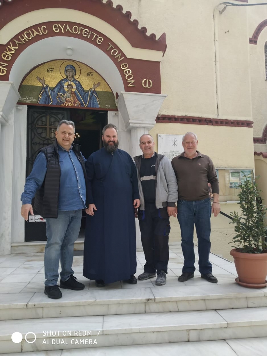 &Delta;&Eta;&Mu;.&Tau;.&Omicron;. &Nu;&Delta; &Nu;.&Phi;. - &Nu;.&Chi;.: &Pi;&alpha;&rho;ά&delta;&omicron;&sigma;&eta; &phi;&rho;έ&sigma;&kappa;&omega;&nu; &psi;&alpha;&rho;&iota;ώ&nu; &sigma;&epsilon; &epsilon;&nu;&omicron;&rho;ί&epsilon;&sigmaf; &tau;&eta;&sigmaf; &Nu;.&Phi;&iota;&lambda;&alpha;&delta;έ&lambda;&phi;&epsilon;&iota;&alpha;&sigmaf;