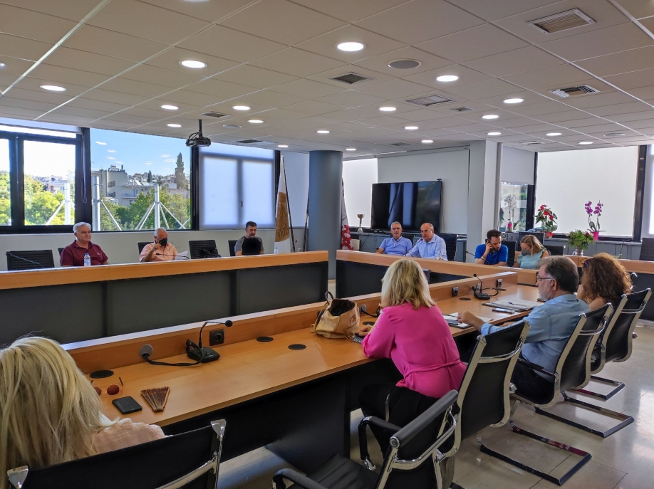 &Sigma;&upsilon;&nu;ά&nu;&tau;&eta;&sigma;&eta; &Nu;. &Mu;&pi;ά&mu;&pi;&alpha;&lambda;&omicron;&upsilon; &mu;&epsilon; &tau;&omicron;&upsilon;&sigmaf; &delta;&iota;&epsilon;&upsilon;&theta;&upsilon;&nu;&tau;έ&sigmaf; &tau;&omega;&nu; &sigma;&chi;&omicron;&lambda;&epsilon;ί&omega;&nu; - &Sigma;&upsilon;&zeta;&eta;&tau;ή&theta;&eta;&kappa;&epsilon; &tau;&omicron; &epsilon;&nu;&epsilon;&rho;&gamma;&epsilon;&iota;&alpha;&kappa;ό