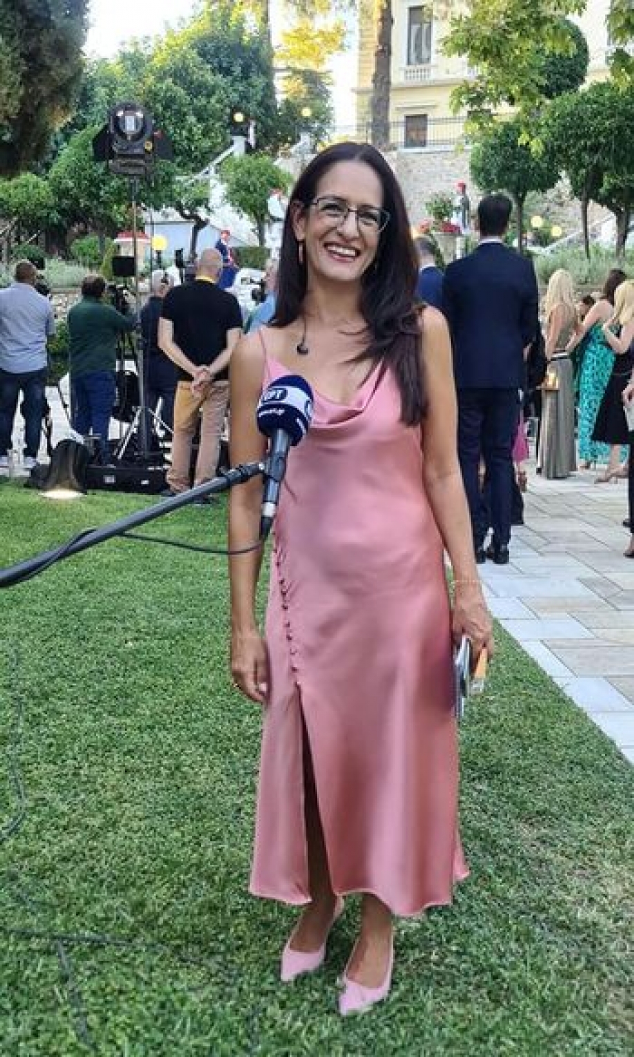 &Pi;&alpha;&rho;&alpha;&iota;&tau;ή&theta;&eta;&kappa;&epsilon; &alpha;&pi;ό &tau;&eta;&nu; &Epsilon;&Rho;&Tau; &eta; &Chi;&rho;ύ&sigma;&alpha; &Rho;&omicron;&upsilon;&mu;&epsilon;&lambda;&iota;ώ&tau;&eta; &mu;&epsilon; &alpha;&iota;&chi;&mu;έ&sigmaf; &gamma;&iota;&alpha; "&pi;&alpha;&rho;&epsilon;&mu;&beta;ά&sigma;&epsilon;&iota;&sigmaf;"