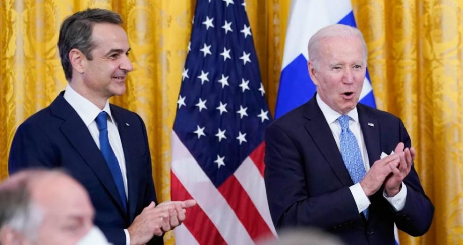 &Sigma;&epsilon; &epsilon;&pi;&iota;&kappa;ί&nu;&delta;&upsilon;&nu;&alpha; &psi;&upsilon;&chi;&rho;&omicron;&pi;&omicron;&lambda;&epsilon;&mu;&iota;&kappa;ά &mu;&omicron;&nu;&omicron;&pi;ά&tau;&iota;&alpha; &eta; &Epsilon;&lambda;&lambda;&eta;&nu;&iota;&kappa;ή &kappa;&upsilon;&beta;έ&rho;&nu;&eta;&sigma;&eta;