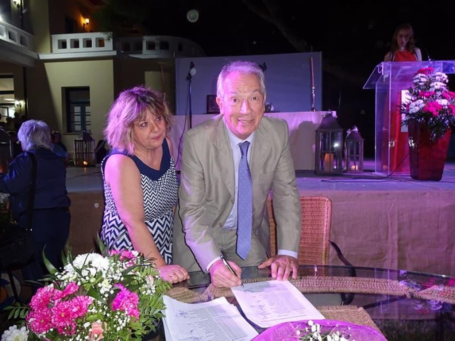 &Chi;&rho;.&Kappa;&alpha;&nu;&lambda;ή&sigmaf;: &Eta; &pi;&alpha;&rho;&alpha;ί&tau;&eta;&sigma;&eta; &Kappa;&alpha;&lambda;&omicron;&gamma;&epsilon;&rho;ό&pi;&omicron;&lambda;&omicron;&upsilon; &alpha;&nu;&alpha;&delta;&epsilon;&iota;&kappa;&nu;ύ&epsilon;&iota; &tau;&alpha; &pi;&omicron;&lambda;&iota;&tau;&iota;&kappa;ά, &delta;&iota;&alpha;&chi;&epsilon;&iota;&rho;&iota;&sigma;&tau;&iota;&kappa;ά &kappa;&alpha;&iota; &omicron;&upsilon;&sigma;&iota;&alpha;&sigma;&tau;&iota;&kappa;ά &alpha;&delta;&iota;έ&xi;&omicron;&delta;&alpha; &tau;&eta;&sigmaf; &Delta;&iota;&omicron;ί&kappa;&eta;&sigma;&eta;&sigmaf; &Theta;&omega;&mu;&alpha;ΐ&delta;&omicron;&upsilon;