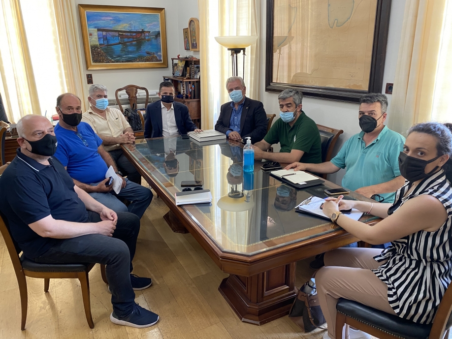 &Sigma;ύ&sigma;&kappa;&epsilon;&psi;&eta; &sigma;&tau;&omicron; &Delta;&eta;&mu;&alpha;&rho;&chi;&epsilon;ί&omicron; &Lambda;&alpha;&upsilon;&rho;ί&omicron;&upsilon; &epsilon;&nu;ό&psi;&epsilon;&iota; &alpha;&nu;&tau;&iota;&pi;&upsilon;&rho;&iota;&kappa;ή&sigmaf; &pi;&epsilon;&rho;&iota;ό&delta;&omicron;&upsilon;