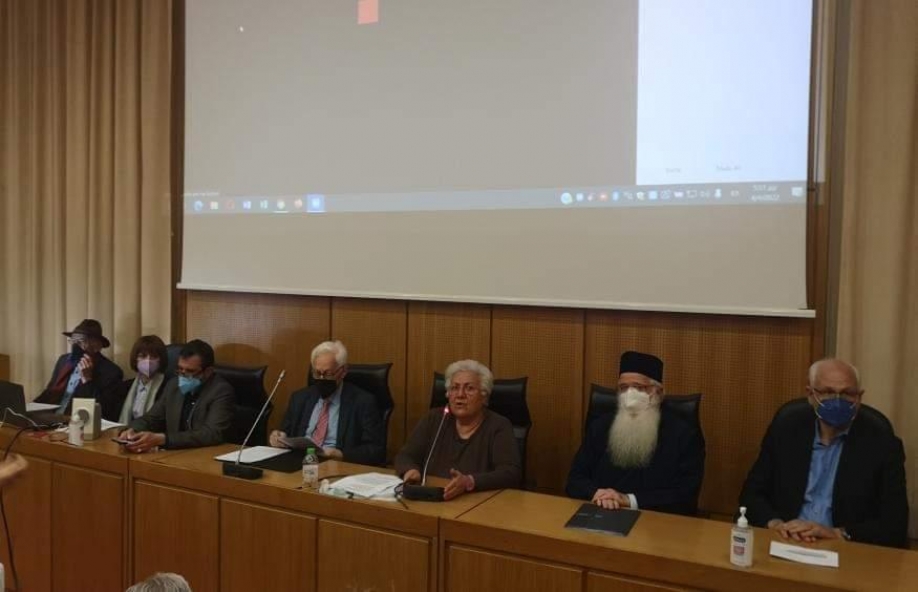 &Eta; &Delta;&iota;&kappa;ή &mu;&alpha;&sigmaf; &Pi;ό&lambda;&eta;: &Omicron; &Gamma;&iota;ώ&rho;&gamma;&omicron;&sigmaf; &Kappa;&alpha;&pi;&lambda;ά&nu;&eta;&sigmaf; &sigma;&upsilon;&mu;&mu;&epsilon;&tau;&epsilon;ί&chi;&epsilon; &sigma;&tau;&eta;&nu; &eta;&mu;&epsilon;&rho;ί&delta;&alpha; &tau;&eta;&sigmaf; &Pi;&rho;&omega;&tau;&omicron;&beta;&omicron;&upsilon;&lambda;ί&alpha;&sigmaf; &gamma;&iota;&alpha; &tau;&eta;&nu; &Epsilon;&iota;&rho;ή&nu;&eta;