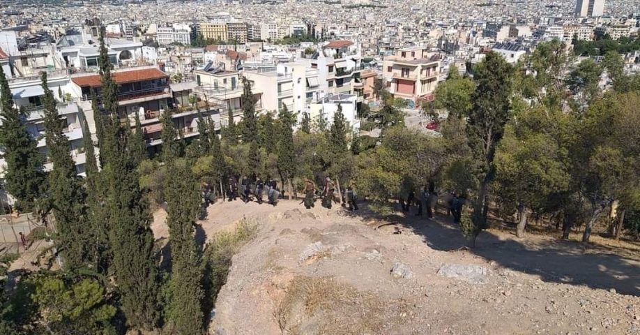 Ανοιχτή Συνέλευση Υπεράσπισης Λόφου Στρέφη: Ο Λόφος θα μείνει ελεύθερος όσες αστυνομικές επιχειρήσεις να γίνονται