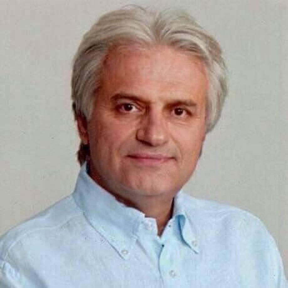 &Gamma;. &Sigma;&tau;&alpha;&theta;ό&pi;&omicron;&upsilon;&lambda;&omicron;&sigmaf;: &Phi;&omega;&nu;ά&zeta;&omicron;&upsilon;&nu; &omicron;&iota; &pi;&omicron;&lambda;ί&tau;&epsilon;&sigmaf;, &sigma;&tau;&eta;&nu; &alpha;&nu;&tau;&iota;&pi;&omicron;&lambda;ί&tau;&epsilon;&upsilon;&sigma;&eta; &epsilon;&pi;&iota;&tau;ί&theta;&epsilon;&tau;&alpha;&iota; &omicron; &Beta;. &Zeta;&omicron;&rho;&mu;&pi;ά&sigmaf;!