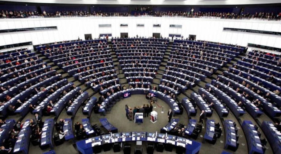 &Pi;&Rho;&Alpha;&Sigma;&Iota;&Nu;&Omicron; &Kappa;&Iota;&Nu;&Eta;&Mu;&Alpha;: &Eta;&mu;έ&rho;&alpha; &nu;&tau;&rho;&omicron;&pi;ή&sigmaf; &gamma;&iota;&alpha; &tau;&omicron; &Epsilon;&upsilon;&rho;&omega;&kappa;&omicron;&iota;&nu;&omicron;&beta;&omicron;ύ&lambda;&iota;&omicron; &ndash; &Eta; &pi;&upsilon;&rho;&eta;&nu;&iota;&kappa;ή &epsilon;&nu;έ&rho;&gamma;&epsilon;&iota;&alpha; &kappa;&alpha;&iota; &tau;&alpha; &omicron;&rho;&upsilon;&kappa;&tau;ά &kappa;&alpha;ύ&sigma;&iota;&mu;&alpha; &delta;&epsilon;&nu; &mu;&pi;&omicron;&rho;&omicron;ύ&nu; &nu;&alpha; &epsilon;ί&nu;&alpha;&iota; &laquo;&kappa;&alpha;&lambda;ά&raquo; &kappa;&alpha;&iota; &laquo;&pi;&rho;ά&sigma;&iota;&nu;&alpha;&raquo;