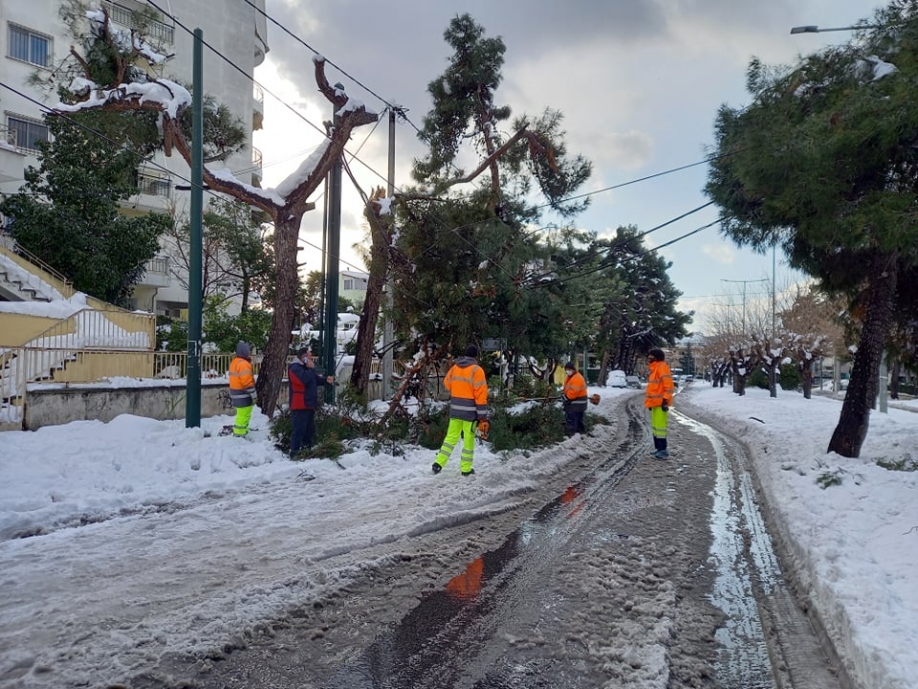 Δήμος Χαλανδρίου: Τερατώδη ψέματα της Περιφέρειας για τη .βοήθεια με τα χιόνια στο Χαλάνδρι