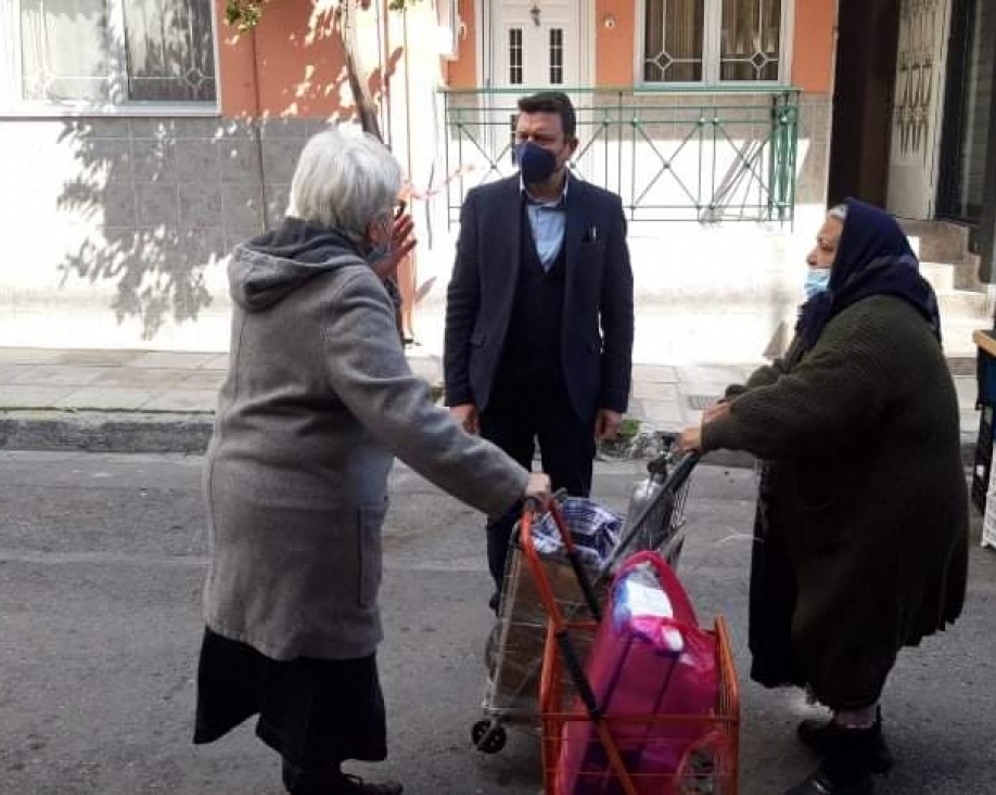 &Gamma;&iota;ώ&rho;&gamma;&omicron;&sigmaf; &Kappa;&alpha;&pi;&lambda;ά&nu;&eta;&sigmaf;: &Kappa;&alpha;&iota; &sigma;&tau;&iota;&sigmaf; &delta;ύ&sigma;&kappa;&omicron;&lambda;&epsilon;&sigmaf; &sigma;&tau;&iota;&gamma;&mu;έ&sigmaf; &epsilon;ί&mu;&alpha;&sigma;&tau;&epsilon; &epsilon;&delta;ώ