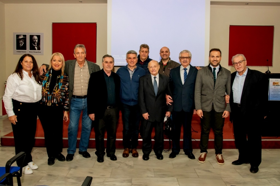 &Alpha;&pi;ό &tau;&eta;&nu; &epsilon;&kappa;&delta;ή&lambda;&omega;&sigma;&eta; &tau;&eta;&sigmaf; &pi;&alpha;&rho;ά&tau;&alpha;&xi;&eta;&sigmaf; &Mu;&alpha;&nu;&omicron;ύ&rho;&eta; &gamma;&iota;&alpha; &tau;&alpha; 100 &chi;&rho;ό&nu;&iota;&alpha; &alpha;&pi;ό &tau;&eta; &Mu;&iota;&kappa;&rho;&alpha;&sigma;&iota;&alpha;&tau;&iota;&kappa;ή &Kappa;&alpha;&tau;&alpha;&sigma;&tau;&rho;&omicron;&phi;ή