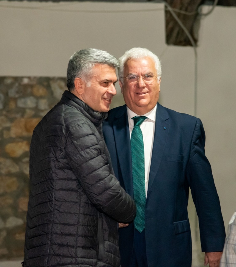 &Alpha;&pi;ό &tau;&eta;&nu; &epsilon;&kappa;&delta;ή&lambda;&omega;&sigma;&eta; &tau;&eta;&sigmaf; &pi;&alpha;&rho;ά&tau;&alpha;&xi;&eta;&sigmaf; &Mu;&alpha;&nu;&omicron;ύ&rho;&eta; &gamma;&iota;&alpha; &tau;&alpha; 100 &chi;&rho;ό&nu;&iota;&alpha; &alpha;&pi;ό &tau;&eta; &Mu;&iota;&kappa;&rho;&alpha;&sigma;&iota;&alpha;&tau;&iota;&kappa;ή &Kappa;&alpha;&tau;&alpha;&sigma;&tau;&rho;&omicron;&phi;ή