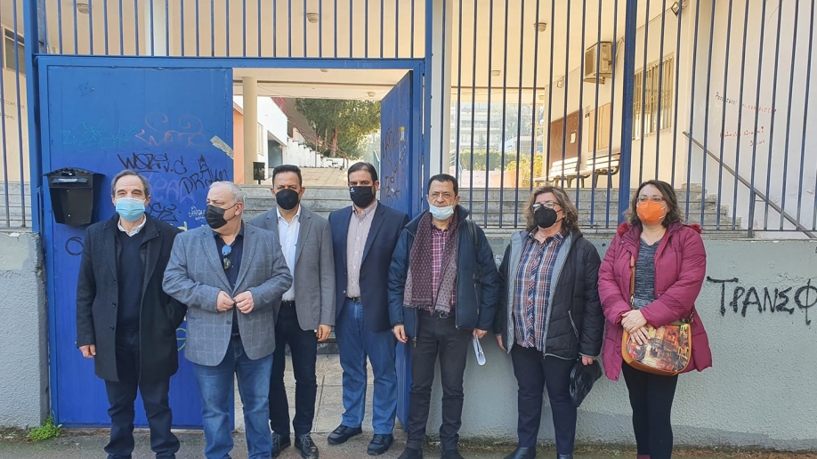 &Pi;ή&gamma;&epsilon; &eta; &delta;&iota;&alpha;&pi;&alpha;&rho;&alpha;&tau;&alpha;&xi;&iota;&alpha;&kappa;ή &sigma;&tau;&omicron; &epsilon;&rho;&gamma;&omicron;&tau;ά&xi;&iota;&omicron; &sigma;&tau;&omicron; &sigma;&chi;&omicron;&lambda;&epsilon;ί&omicron; &alpha;&lambda;&lambda;ά &delta;&epsilon;&nu; &epsilon;ί&chi;&epsilon; &epsilon;&rho;&gamma;ά&tau;&epsilon;&sigmaf;!