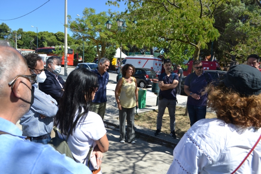 &Epsilon;&pi;ί&sigma;&kappa;&epsilon;&psi;&eta; &tau;&omicron;&upsilon; &kappa;&lambda;&iota;&mu;&alpha;&kappa;ί&omicron;&upsilon; &tau;&omicron;&upsilon; &Sigma;&Upsilon;&Rho;&Iota;&Zeta;&Alpha; &Pi;&Sigma; &mu;&epsilon; &epsilon;&pi;&iota;&kappa;&epsilon;&phi;&alpha;&lambda;ή&sigmaf; &tau;&omicron;&upsilon;&sigmaf; &beta;&omicron;&upsilon;&lambda;&epsilon;&upsilon;&tau;έ&sigmaf; &Pi;ά&nu;&omicron; &Sigma;&kappa;&omicron;&upsilon;&rho;&lambda;έ&tau;&eta; &kappa;&alpha;&iota; &Gamma;&iota;ώ&rho;&gamma;&omicron; &Kappa;&alpha;&tau;&rho;&omicron;ύ&gamma;&kappa;&alpha;&lambda;&omicron; &sigma;&tau;&eta;&nu; &pi;&upsilon;&rho;ό&pi;&lambda;&eta;&kappa;&tau;&eta; &Pi;&epsilon;&nu;&tau;έ&lambda;&eta;