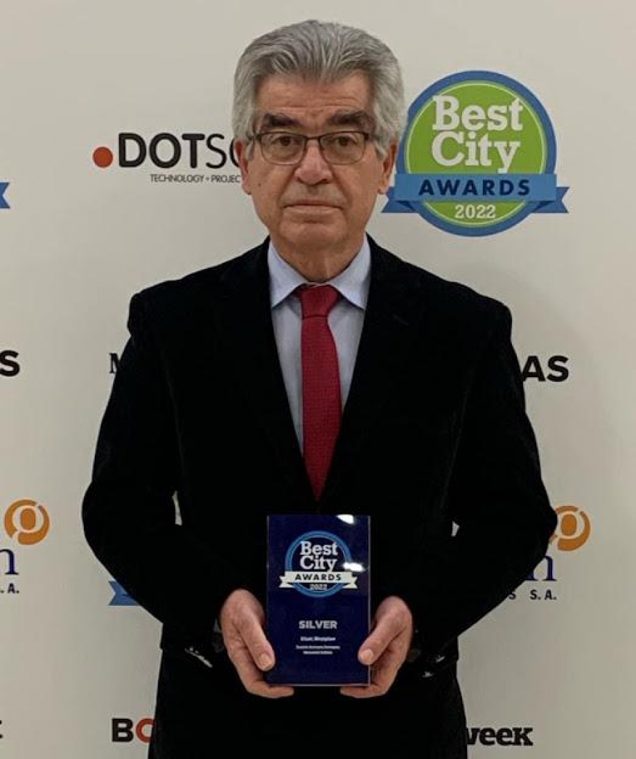 &Sigma;&tau;&omicron;&upsilon;&sigmaf; &beta;&rho;&alpha;&beta;&epsilon;&upsilon;&mu;έ&nu;&omicron;&upsilon;&sigmaf; &kappa;&alpha;&iota; &omicron; &Delta;ή&mu;&omicron;&sigmaf; &Mu;&epsilon;&gamma;&alpha;&rho;έ&omega;&nu;