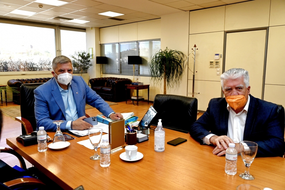 &Sigma;&upsilon;&nu;ά&nu;&tau;&eta;&sigma;&eta; &Pi;&alpha;&tau;&omicron;ύ&lambda;&eta; &kappa;&alpha;&iota; &Zeta;&omicron;&rho;&mu;&pi;ά &gamma;&iota;&alpha; &tau;&eta;&nu; &pi;&omicron;&rho;&epsilon;ί&alpha; &tau;&omega;&nu; έ&rho;&gamma;&omega;&nu; &sigma;&tau;&eta;&nu; &Alpha;&gamma;ί&alpha; &Pi;&alpha;&rho;&alpha;&sigma;&kappa;&epsilon;ύ&eta;