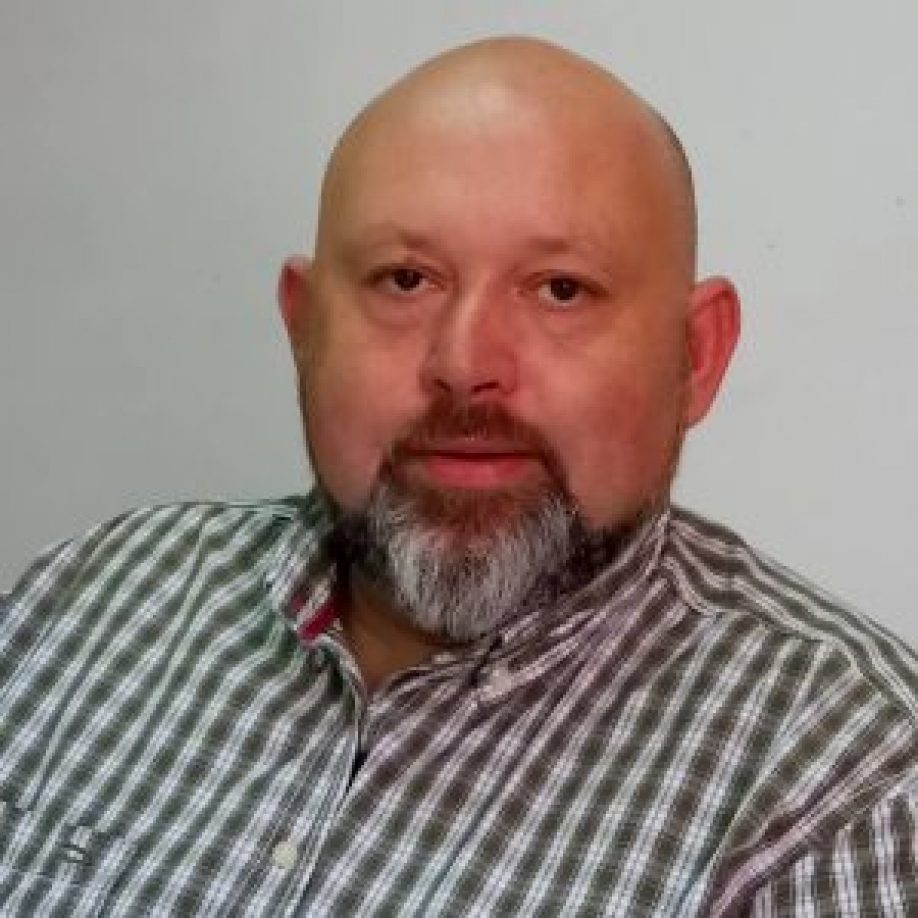 &Tau;&omicron;&xi;&iota;&kappa;ό &kappa;&alpha;&iota; &beta;&lambda;&alpha;&beta;&epsilon;&rho;ό &tau;&omicron; &pi;&omicron;&lambda;&iota;&tau;&iota;&kappa;ό &pi;&epsilon;&rho;&iota;&beta;ά&lambda;&lambda;&omicron;&nu; &Sigma;&alpha;&rho;&alpha;&omicron;ύ&delta;&alpha;, &lambda;έ&epsilon;&iota; &omicron; &Nu;ί&kappa;&omicron;&sigmaf; &Zeta;&upsilon;&gamma;&omicron;ύ&nu;&alpha;&sigmaf;