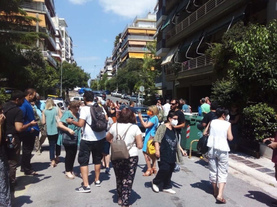 Ενωτική Πρωτοβουλία κατά των Πλειστηριασμών: Αποτροπή έξωσης της Ι.Κ. - Η Αλληλεγγύη νίκησε!