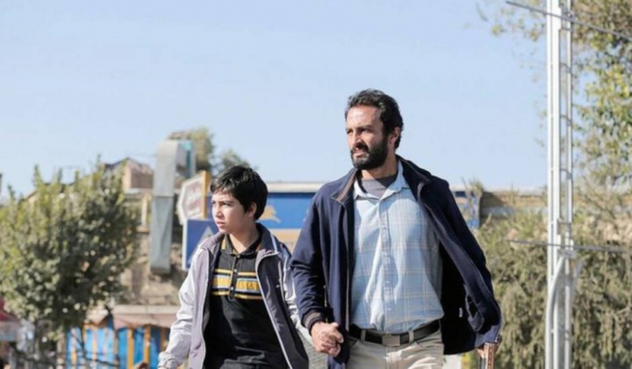 "Έ&nu;&alpha;&sigmaf; Ή&rho;&omega;&alpha;&sigmaf;": &Pi;&rho;&omicron;&beta;&omicron;&lambda;ή &tau;&alpha;&iota;&nu;ί&alpha;&sigmaf; &mu;&epsilon; &tau;&alpha; έ&sigma;&omicron;&delta;&alpha; &nu;&alpha; &delta;&iota;&alpha;&tau;ί&theta;&epsilon;&nu;&tau;&alpha;&iota; &gamma;&iota;&alpha; &tau;&omicron;&upsilon;&sigmaf; &sigma;&kappa;&omicron;&pi;&omicron;ύ&sigmaf; &tau;&omicron;&upsilon; &Nu;&Iota;&Phi;&Eta;&Mu; &tau;&eta;&sigmaf; &Epsilon;&Alpha;&Epsilon;